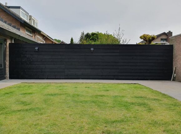 schutting-rijen-zwart-hoofdfoto